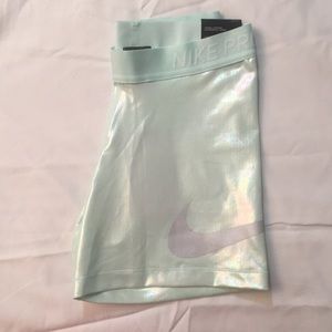 BNWT Sparkling Green Rare Nike Pro Spandex